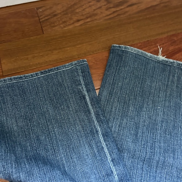 7 for All Mankind woman’s Jeans - Picture 3 of 9